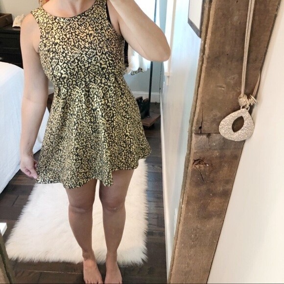 Jessica Simpson juniors large fit & flare dress - Picture 4 of 8